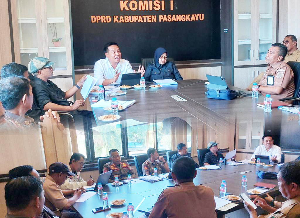 Rapat_Komisi_I_(1)_OKE.jpg